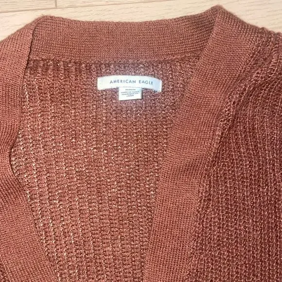 American Eagle Cardigan - Picture 2 of 3